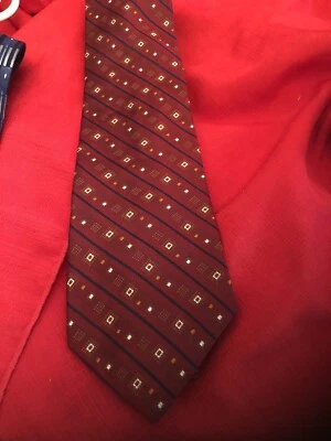 Corbata de patrón marrón con cuello CHAPS Ralph Lauren Foto 1 de 2