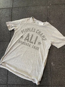 T Shirt Ali Roots of fight Size L - Bild 1 von 3