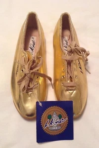 Vintage L.A. Gear Gold Shoes New Old Stock Size 5.5 - Picture 1 of 7