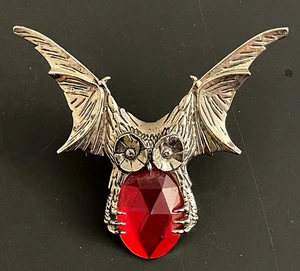 RED GEM LARGE BAT 3-Finger RING Silver Tone Statement COSTUME HALLOWEEN - Picture 1 of 6