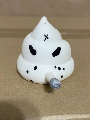 Ningyoushi 2006 * FRANK KOZIK * WHITE SHO-PO PLOP * urban vinyl figure labbit - Image 1 of 4