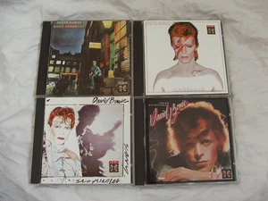 DAVID BOWIE 4 ORIGINAL '80s RCA CD ZIGGY STARDUST SCARY MONSTERS YOUNG AMERICANS - Picture 1 of 22