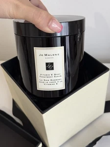 Jo Malone London Vitamin E Scrub 600g - brand new unopened and in box - RRP £86 - Picture 1 of 4