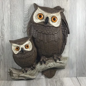 Vintage 1977 Mama + Baby Eule Wandbehang Wurzelholz Hartplastik Wandbehang Deko - Bild 1 von 7