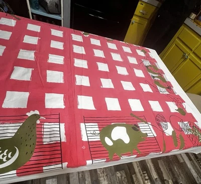 VTG Tablecloth Des By Tammis Keefe Pink ,Green & beige Chicken & Pig 62.5 x 53.5 - Image 1 of 4