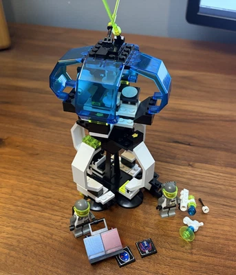 LEGO Space: Nebula Outpost (6899) with Manual - Image 1 of 4