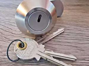 RIELDA 400 Umprogrammierbares Hochsicherheits-Nockenschloss mit 3 Schlüsseln - Bild 1 von 6