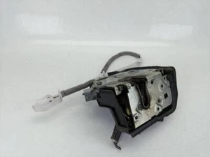 8253433 serrure avant droit pour BMW 3 COMPACT (E46) 320 TD 2001 163674 - Picture 1 of 6
