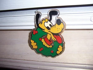 Walt Disney Productions Plutone In Corona Decorazione Natalizia Monogramma Prodotti - Foto 1 di 7
