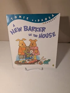 A New Barker in the House by Tomie dePaola Softcover Barkers Series PB - Imagen 1 de 2