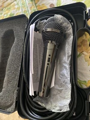 Audio2000s ADM1064 Professional Cardioid Dynamic Microphone 16 ft. VGC Pre Own - Image 1 of 4