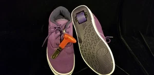 Heelys Skate Shoes Size Girl Youth 6 , Women's US 7 Purple/ White - Picture 1 of 11