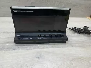Radio sveglia AM/FM vintage anni 70 Montgomery Ward Airline modello GEN-1959A - Foto 1 di 13