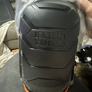 Klein Tools 60491 Heavy Duty Hinged Knee Pads - Picture 1 of 2