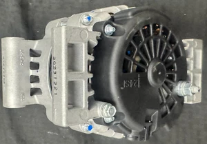 New 61008288 — 24SI New Alternator - Picture 1 of 3