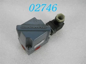 VÁLVULA BOBINA MAGNÉTICA HANNIFIN T200-25H2F-BT - Imagen 1 de 2