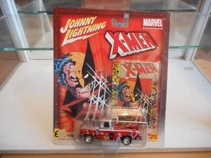 Johnny Lightning X-Men Chevy Cameo Pick-up in Grey/Red on 1:64 on Blister - Bild 1 von 2