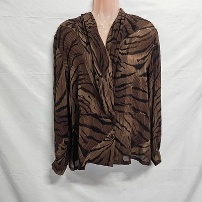 Blusa Top Mujer Liz Claiborne 100% Seda Estampado Animal Talla 14P Marrón Abotonada Foto 1 de 4