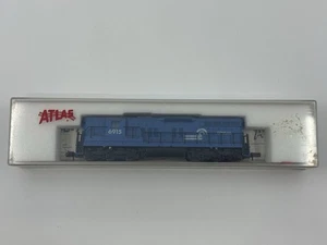 N Scale Atlas 4529 Conrail EMD SD9 Powered Diesel Locomotive CR #6915 - Picture 1 of 8