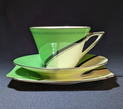 Royal Doulton Deluxe V1284 Art Deco Trio Tea Cup Saucer Plate Rare 1934 - Image 1 of 4