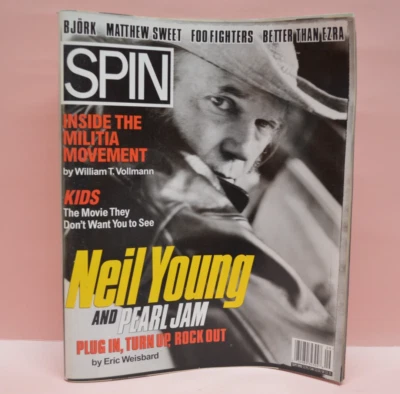 SPIN Magazine (September 1995) Neil Young and PEARL JAM🟣 - Image 1 of 3