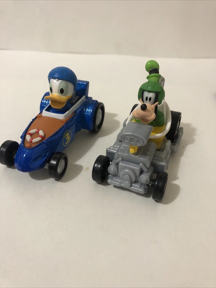 Disney Mickey Roadster Racers 2016 Die Cast Donald Duck Goofy coche de juguete lote de 2 Foto 1 de 4
