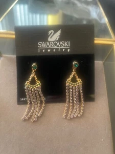 NEW SWAROVSKI PIERCED DANGLE EARRINGS WITH PALE LAVENDER AND GREEN CRYSTALS - Bild 1 von 6