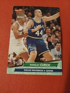 Tarjeta de novato Radislav Curcic Fleer Ultra NBA 1992 radiocontrol #246 Dallas Mavericks - Imagen 1 de 2