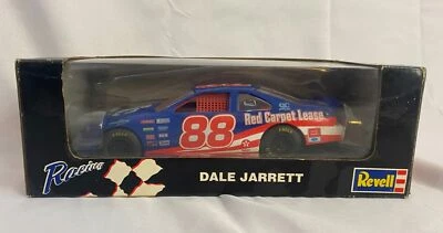 Revell Racing Dale Jarrett 1996 Edition Authentic Die Cast Replica Item No. 3904 - Image 1 of 4