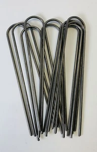 Landschaftsstoff Heftklammern Sod Pins 11ga x 6 Zoll 100 Stück. Kostenloser Versand hergestellt in den USA - Bild 1 von 3