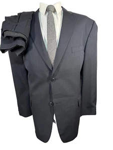 HAGGAR Mens Navy Blue Classic Pinstripe Pleated 2 Pc Suit 46R Jacket 42x33 Pant - Picture 1 of 13