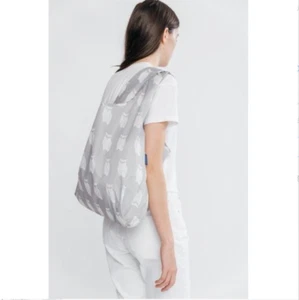 BAGGU Standard Limited to Japan Owl Borsa della spesa riutilizzabile Grigio NUOVO - Foto 1 di 8