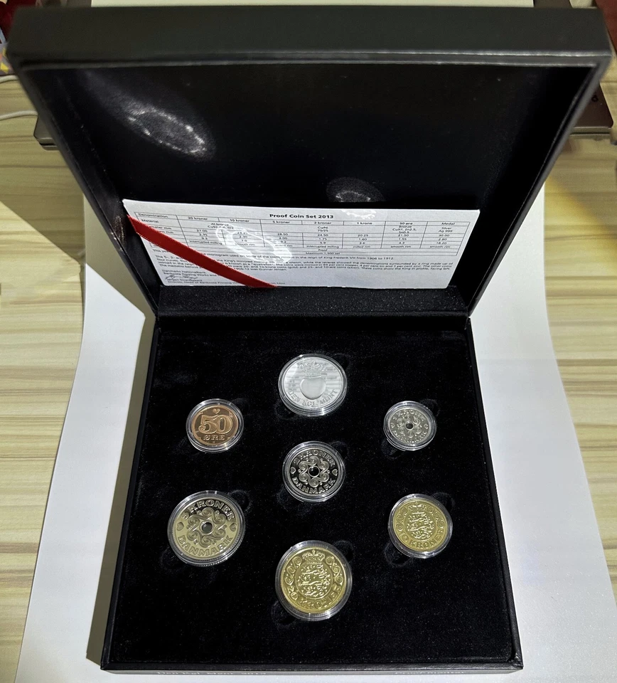 Denmark 2013 6pcs Mint Coins Proof Set + Silver Royal King Frederik Medal PS11 - Image 1 of 4