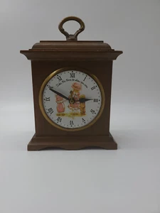 Vintage American Greetings Holly Hobbie Clock 1973 - Picture 1 of 6