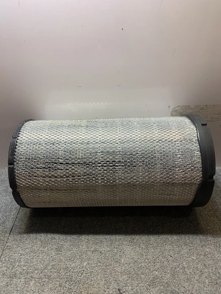 New Open Box  WIX Air FILTER 546919 - Image 1 of 4