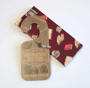 Geek Gear Harry Potter Libreria Sezione Riservata Non Entrare Appendiabiti Nuovo con scatola - Foto 1 di 3