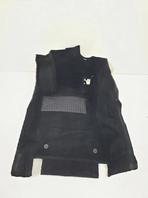 2015-2021 MERCEDES BENZ C300 W205 FORRO DE CARPETE DIANTEIRO ESQUERDO PISO FABRICANTE DE EQUIPAMENTO ORIGINAL  - Imagem 1 de 4