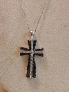 LADIES SOLID 14K WHITE GOLD BLACK & CLEAR DIAMONDS CROSS PENDANT 10K NECKLACE - Picture 1 of 10