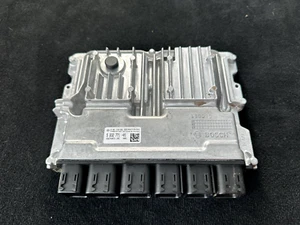 Bmw G20 G26 G30 G01 B48 Petrol Engine Motor Control Module ECU DME Unit 5B32771 - Picture 1 of 23