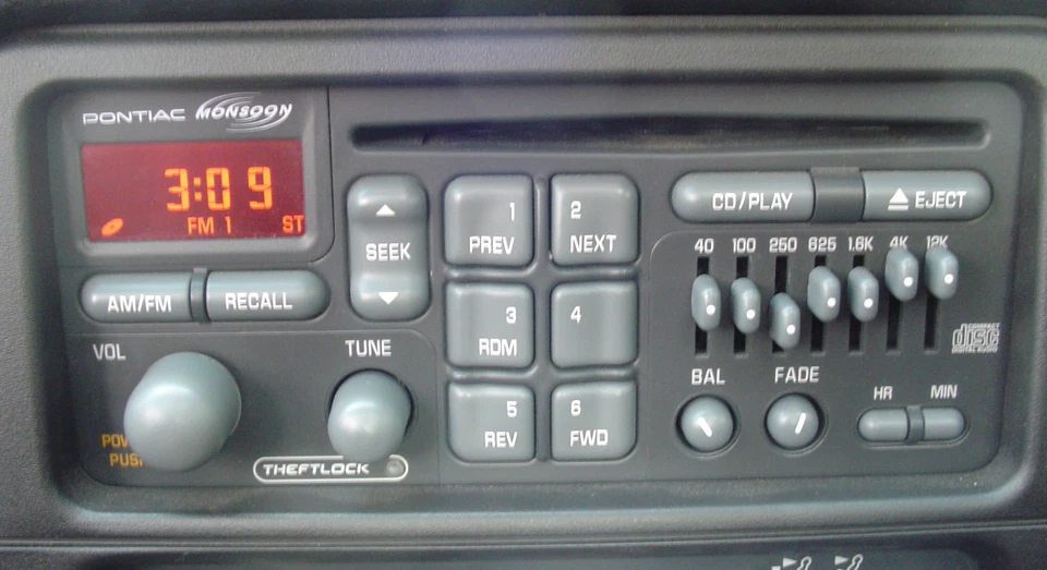 GM PONTIAC MONSOON RADIO REPAIR ONLY FOR NO DISPLAY - Image 1 of 1