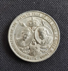 Queen Victoria Diamond Jubilee Commemorative Medal 1897 - Aston Manor - Picture 1 of 2