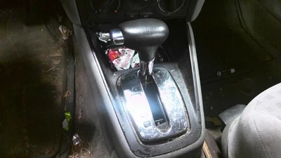 JETTA     2002 Transmission Shift 295119 - Image 1 of 4