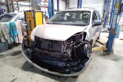 2008 Toyota Sienna 3.5L Engine Motor OEM 146K Miles - LKQ437250215 - Image 1 of 4