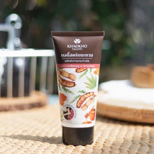 Scrub corpo naturale al tamarindo Khaokho Talaypu 100 g. - Foto 1 di 6