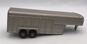 ERTL Cattle/Horse Gooseneck Double Axle Tandem Farm Trailer Toy 1/64 Diecast - Picture 1 of 6