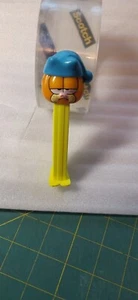 PEZ Garfield Sleepy - yellow stem - Loose - slovenia - Picture 1 of 2