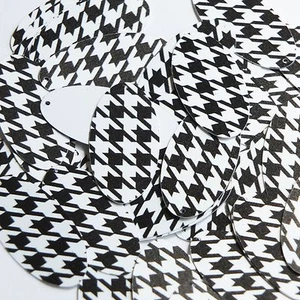 Oval Sequin 1.5" Black White Houndstooth Pattern Opaque - Picture 1 of 2