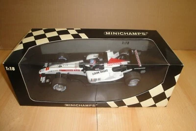 Minichamps (PMA) 1/18 B-A-R HONDA 007 Formel 1 T.SATO 2005 Neu  OVP  - Bild 1 von 4