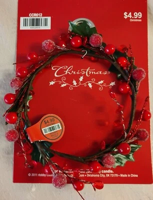 NUEVO CON ETIQUETAS 5.5" Anillo de Vela de Navidad - Bayas Rojas y Esmeriladas - Hasta 3.5" D Vela de Pilar Foto 1 de 2