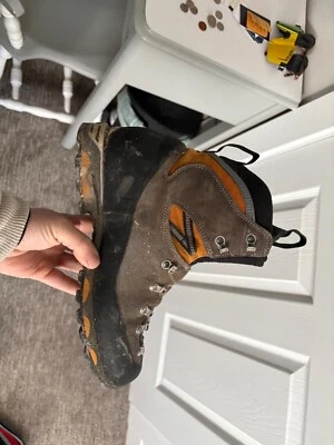 Zamberland Mtn Trek: Orange and Black: Size 9: Hiking Boot - Image 1 of 4